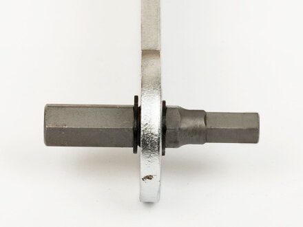 NÁRADIE CC PW8 KĽÚČ PEDÁL 6/8x330 MM ČIERNE/STRIEBORNÉ