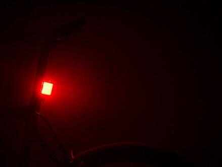 LAMPA ZAD. V-Block360 USB CobLed 80 lm