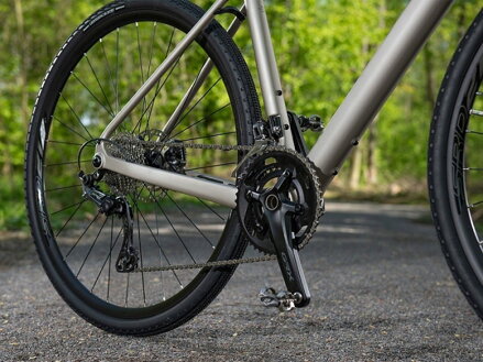 BICYKEL AUTHOR GURU 1.0 2025 MATNÁ TITÁNOVÁ BICYKEL AUTHOR GURU 1.0 2025 MATNÁ TITÁNOVÁ